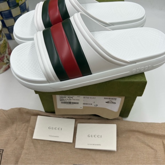 Men’s Gucci, Ace Web, striped rubber pool slide size 9 made in Italy. main image 10